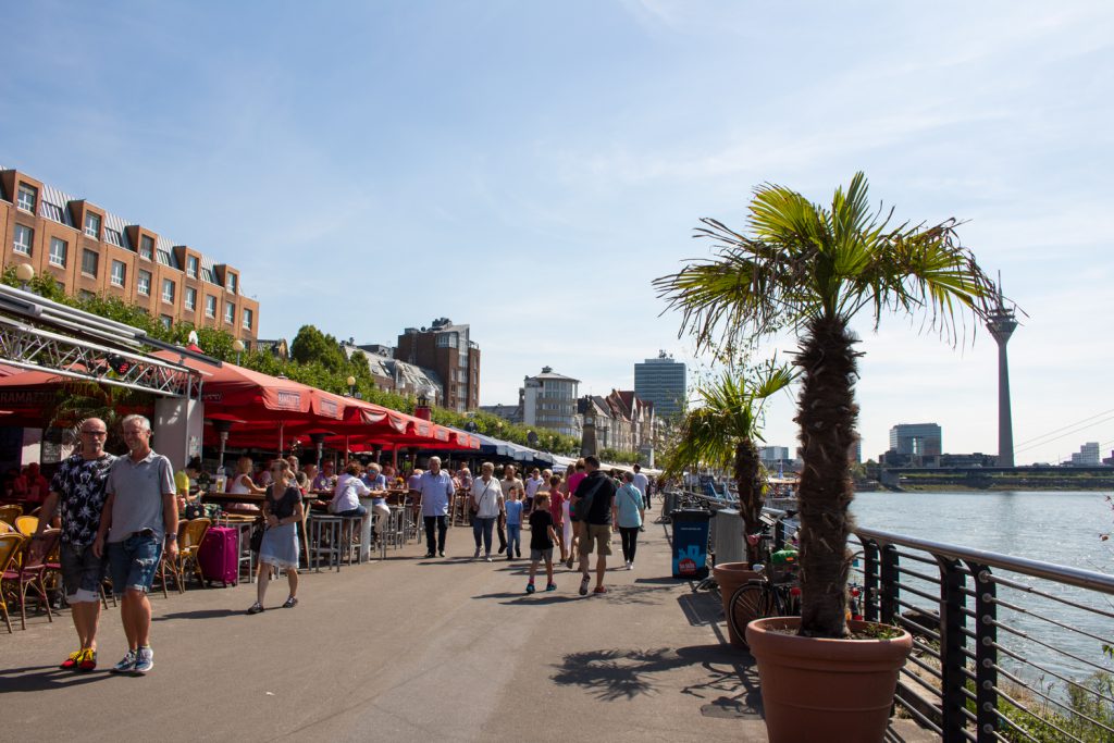 Visiter Düsseldorf - Rheinuferpromenade